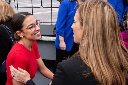 Alexandria Ocasio Cortez OnlyFans Leaked Free Thumbnail Picture - #acsc4MgvwD