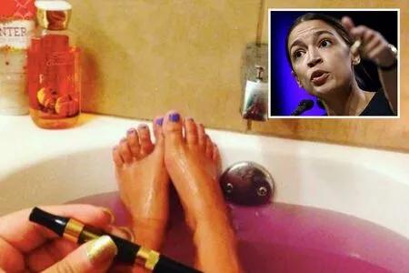 Alexandria Ocasio Cortez OnlyFans Leaked Free Thumbnail Picture - #dEPd4Lgubq