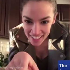 Alexandria Ocasio Cortez OnlyFans Leaked Free Thumbnail Picture - #fyiNjT0BC8