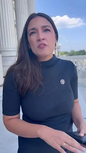 Alexandria Ocasio Cortez OnlyFans Leaked Free Thumbnail Picture - #gTIWW6IxeB