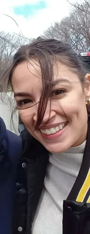 Alexandria Ocasio Cortez OnlyFans Leaked Free Thumbnail Picture - #jcs3b1W7ll