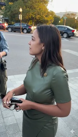 Alexandria Ocasio Cortez OnlyFans Leaked Free Thumbnail Picture - #q1zuOHfSlM