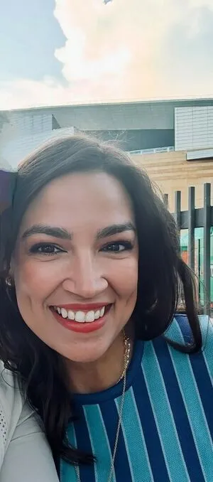 Alexandria Ocasio Cortez OnlyFans Leaked Free Thumbnail Picture - #r3Sy2ecAzR