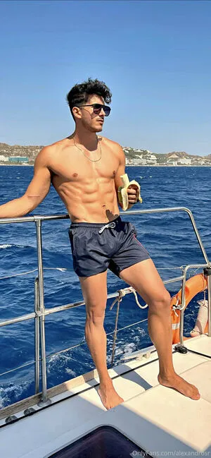 Alexandrosr OnlyFans Leaked Free Thumbnail Picture - #hbwdLZLIv1