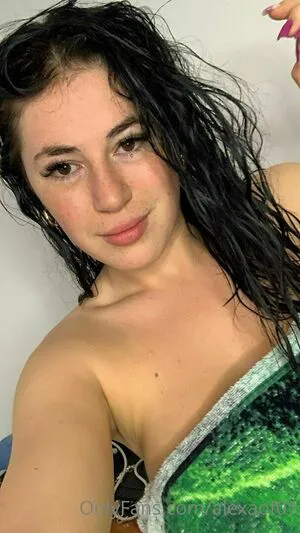 Alexaof01 OnlyFans Leaked Free Thumbnail Picture - #LFF72bzoJp