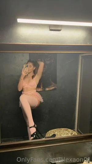 Alexaon01 OnlyFans Leaked Free Thumbnail Picture - #mwv9z0dZ74