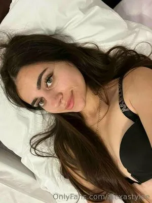 Alexastylee OnlyFans Leaked Free Thumbnail Picture - #ZsY5LZ96vi