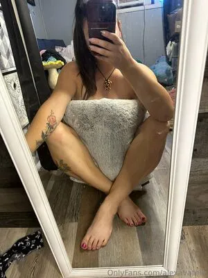 Alexavatelfr OnlyFans Leaked Free Thumbnail Picture - #I3KZteeolm