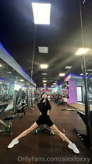 Alexfoxxy OnlyFans Leaked Free Thumbnail Picture - #ucF0auS1I6