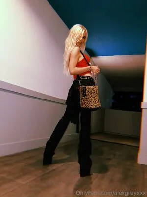 Alexgreyxxx OnlyFans Leaked Free Thumbnail Picture - #DZ0AGwUqo3