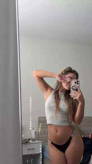 Alexia Steade OnlyFans Leaked Free Thumbnail Picture - #FBlkbE5fc1