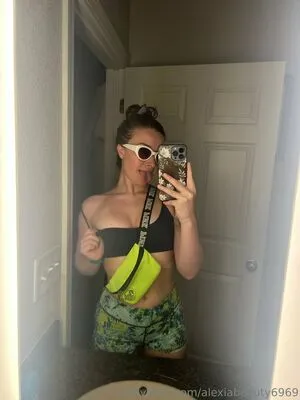 Alexiabeauty6969 OnlyFans Leaked Free Thumbnail Picture - #atvPocS5xE