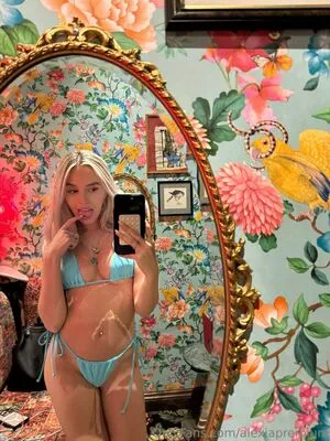 Alexiapremium OnlyFans Leaked Free Thumbnail Picture - #AmU3lOVqMs