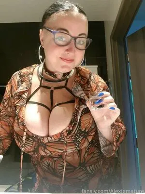 Alexiemature OnlyFans Leaked Free Thumbnail Picture - #5jpOfC9q7c