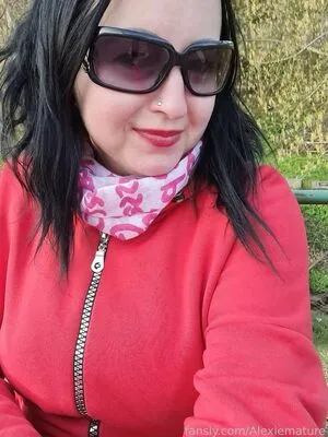 Alexiemature OnlyFans Leaked Free Thumbnail Picture - #Edo0gCU0Y4