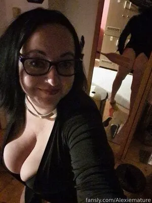 Alexiemature OnlyFans Leaked Free Thumbnail Picture - #MXmAWC0oa5