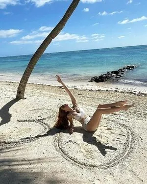 Alexina Graham OnlyFans Leaked Free Thumbnail Picture - #Qe7njcJ8eo