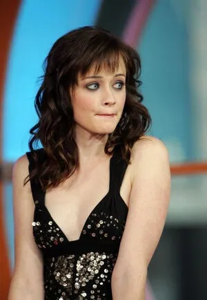 Alexis Bledel OnlyFans Leaked Free Thumbnail Picture - #Pfub2PbCZa