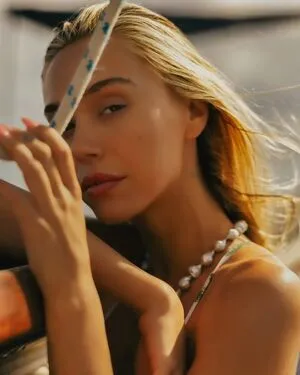 Alexis Ren OnlyFans Leaked Free Thumbnail Picture - #315d6V7NDj