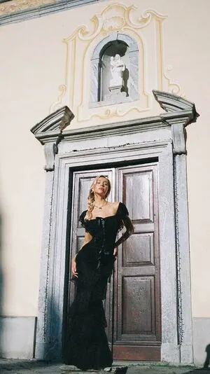 Alexis Ren OnlyFans Leaked Free Thumbnail Picture - #7wNcla4vur