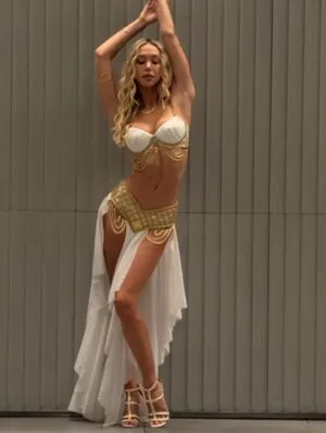 Alexis Ren OnlyFans Leaked Free Thumbnail Picture - #BYRZJUUzf6