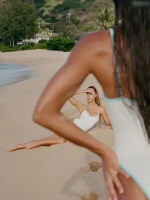 Alexis Ren OnlyFans Leaked Free Thumbnail Picture - #ItoIwdovjz