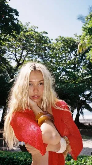 Alexis Ren OnlyFans Leaked Free Thumbnail Picture - #J9Z8DG1mAV