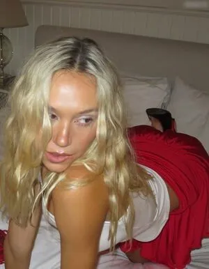 Alexis Ren OnlyFans Leaked Free Thumbnail Picture - #Nn12x0GLOa