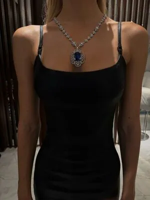 Alexis Ren OnlyFans Leaked Free Thumbnail Picture - #PtYNPCiNXi