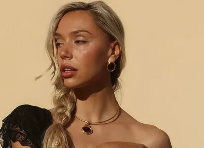 Alexis Ren OnlyFans Leaked Free Thumbnail Picture - #VaEf1z2R8U