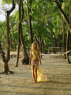 Alexis Ren OnlyFans Leaked Free Thumbnail Picture - #iPdi7jyUW0