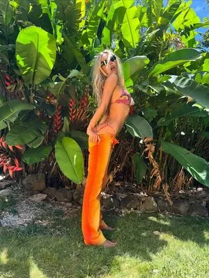 Alexis Ren OnlyFans Leaked Free Thumbnail Picture - #kWJpo4F7XB