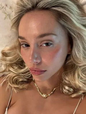 Alexis Ren OnlyFans Leaked Free Thumbnail Picture - #kdSg4uwO0O