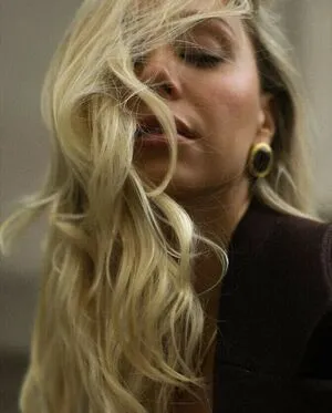 Alexis Ren OnlyFans Leaked Free Thumbnail Picture - #oJrzOREMqd