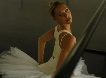 Alexis Ren OnlyFans Leaked Free Thumbnail Picture - #opp4XCUydP