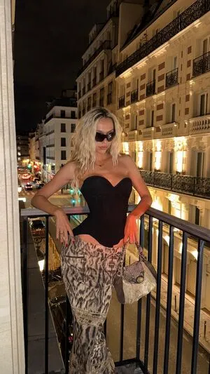 Alexis Ren OnlyFans Leaked Free Thumbnail Picture - #srZnFrmYT0