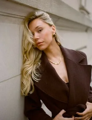 Alexis Ren OnlyFans Leaked Free Thumbnail Picture - #tzX10dt62M