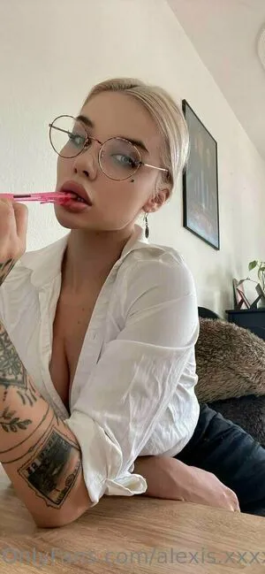 Alexis Xxxx OnlyFans Leaked Free Thumbnail Picture - #LaK3tEo36o