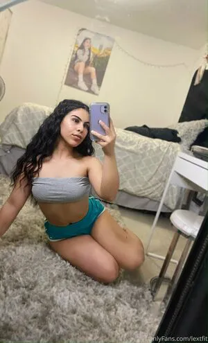 Alexisbtelles OnlyFans Leaked Free Thumbnail Picture - #TcGowe95vy