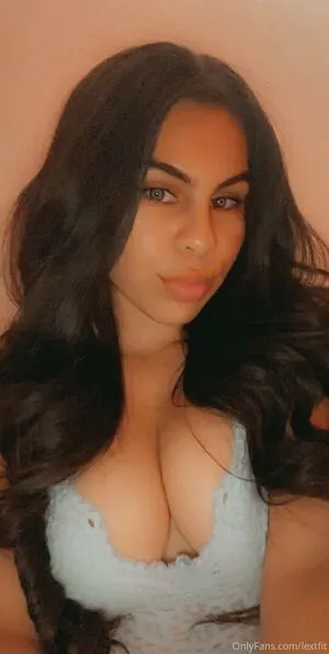 Alexisbtelles OnlyFans Leaked Free Thumbnail Picture - #a7kgYrtkqG