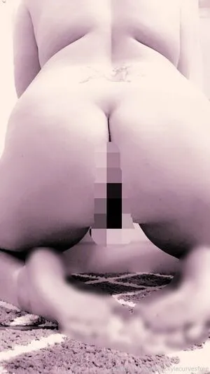 Alexiskylecurvesfree OnlyFans Leaked Free Thumbnail Picture - #ecNiqLFjpS