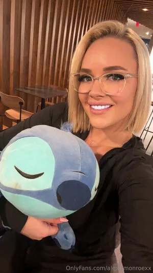 Alexismonroexx OnlyFans Leaked Free Thumbnail Picture - #NxnZ7LXrDb