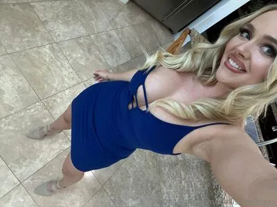 Alexismonroexx OnlyFans Leaked Free Thumbnail Picture - #tNmCFDX7je