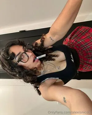 Alexisnicol3 OnlyFans Leaked Free Thumbnail Picture - #2LiUCkLY78
