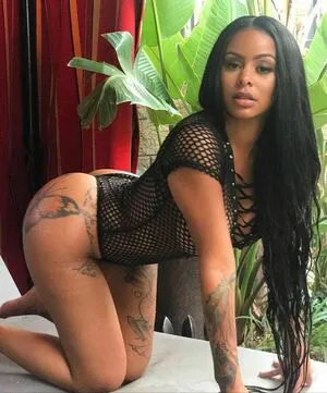 Alexisskyy Thumbnail Picture