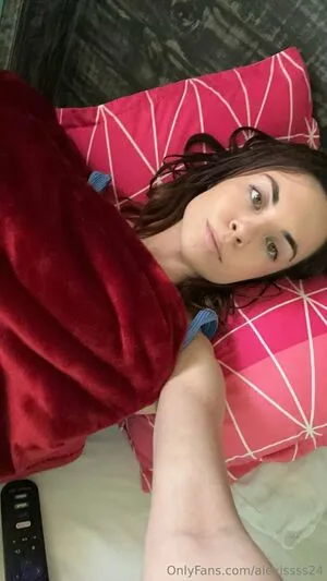 Alexissss24 OnlyFans Leaked Free Thumbnail Picture - #YTR4VPRBiA