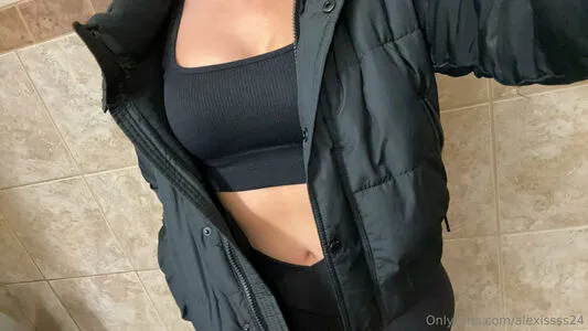 Alexissss24 OnlyFans Leaked Free Thumbnail Picture - #eNtXrSzTqQ