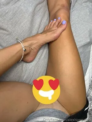 Alexisyogafeet OnlyFans Leaked Free Thumbnail Picture - #DZHDG1casz