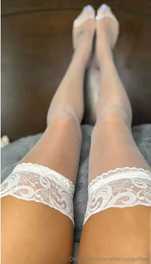 Alexisyogafeet OnlyFans Leaked Free Thumbnail Picture - #sop4btU4iI