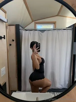Alexox0 OnlyFans Leaked Free Thumbnail Picture - #AVZErA1TTo